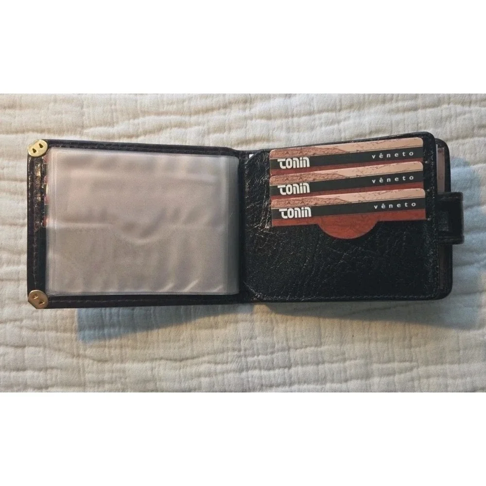 Tonin couro Brown Brass Studs Leather Men's tri fold fully Lined wallet.